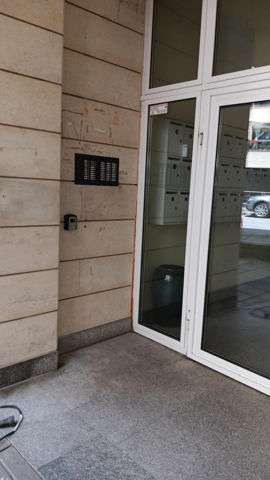 New Near Bulgaria Mall And Bul Bulgaria Apartament